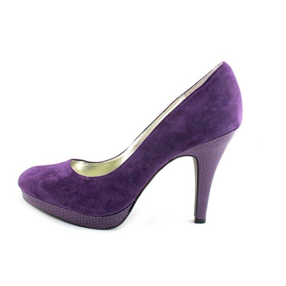 Alfani Maddy Acai Suede Round Toe Heels - Picture 2 of 5